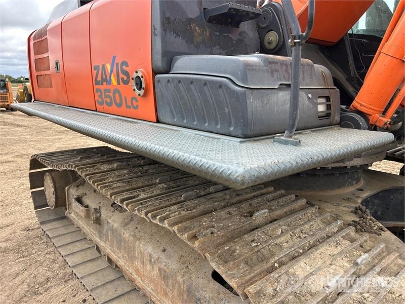 Hitachi ZX350LC-5N Tracked Excavator 履带挖掘机