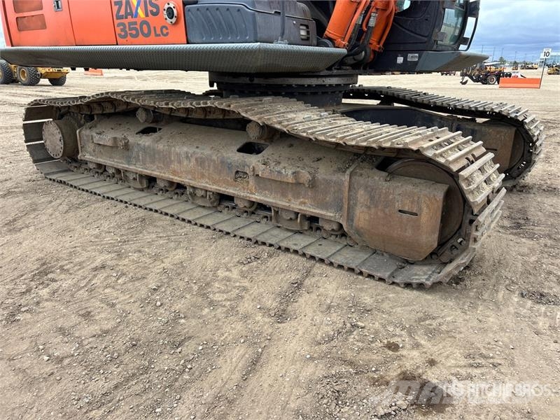 Hitachi ZX350LC-5N Tracked Excavator 履带挖掘机