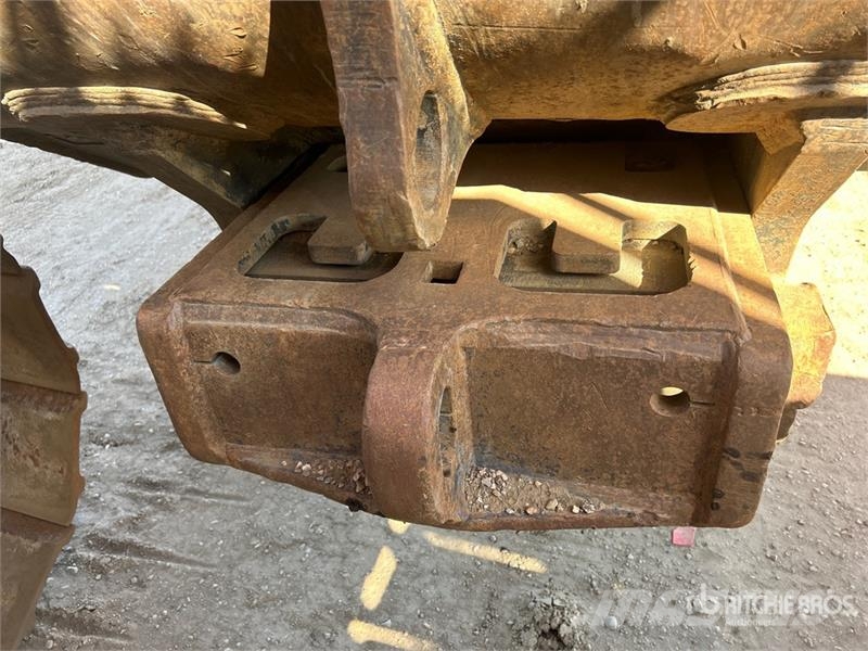 Hitachi ZX670 LC-5 VG Tracked Excavator Raupenbagger