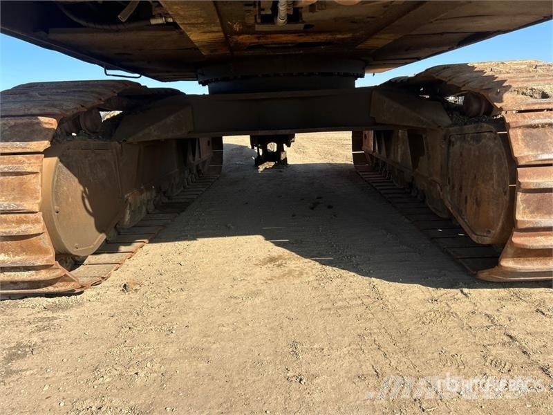 Hitachi ZX670 LC-5 VG Tracked Excavator Raupenbagger