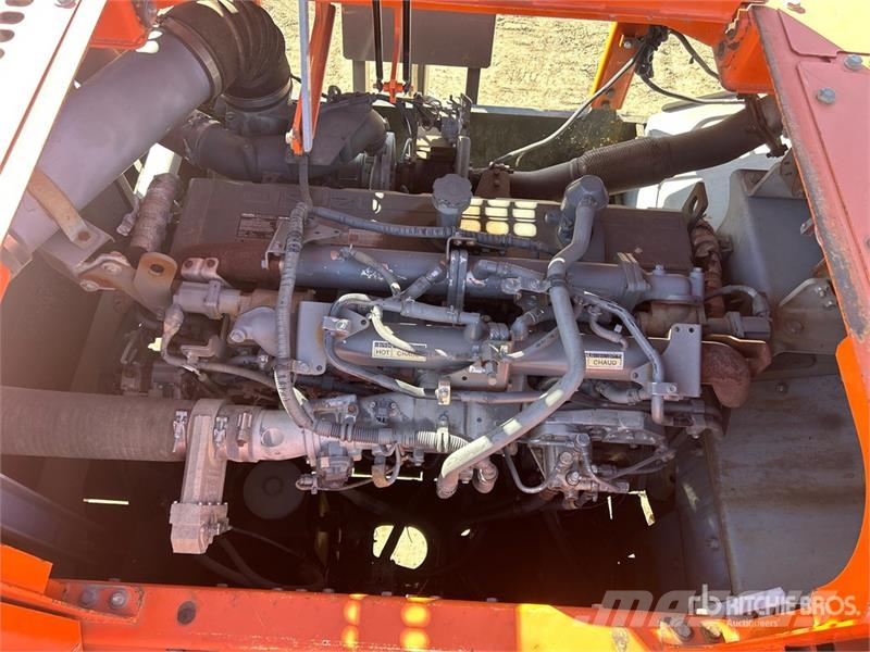 Hitachi ZX670 LC-5 VG Tracked Excavator Raupenbagger