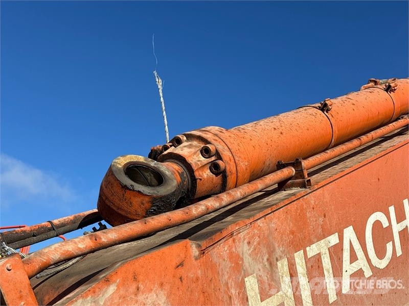 Hitachi ZX670LC-6 VG Tracked Excavator Raupenbagger