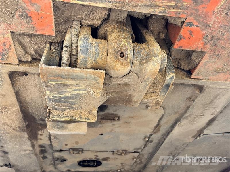 Hitachi ZX670LC-6 VG Tracked Excavator Raupenbagger
