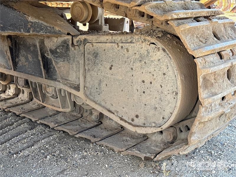 Hitachi ZX670LC-6 VG Tracked Excavator Raupenbagger