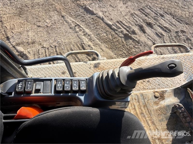 Hitachi ZX670LC-6 VG Tracked Excavator Raupenbagger