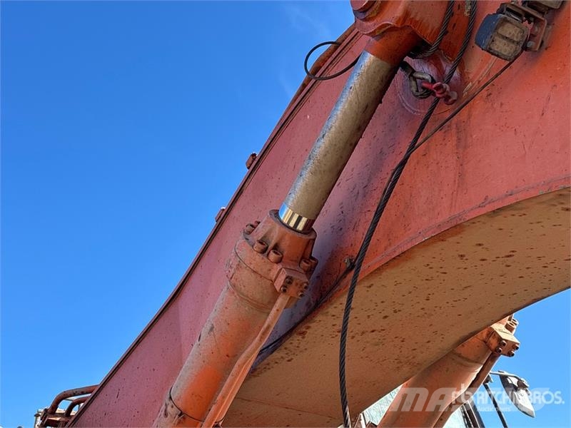Hitachi ZX670LC-6 VG Tracked Excavator Raupenbagger