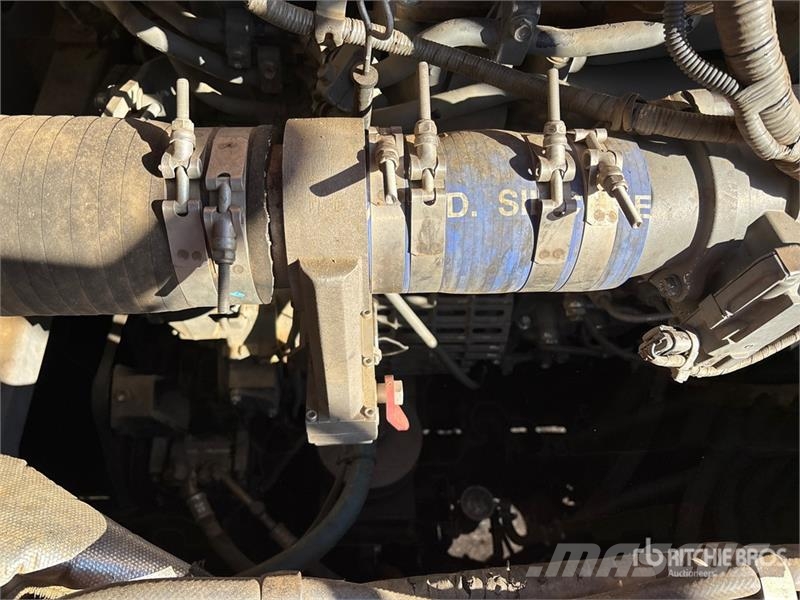 Hitachi ZX670LC-6 VG Tracked Excavator Raupenbagger