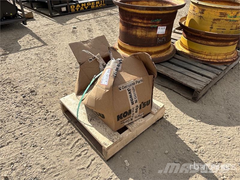  Hitch - Fits 2024 Komatsu D71PXI-24 Autres équipements pour tracteur