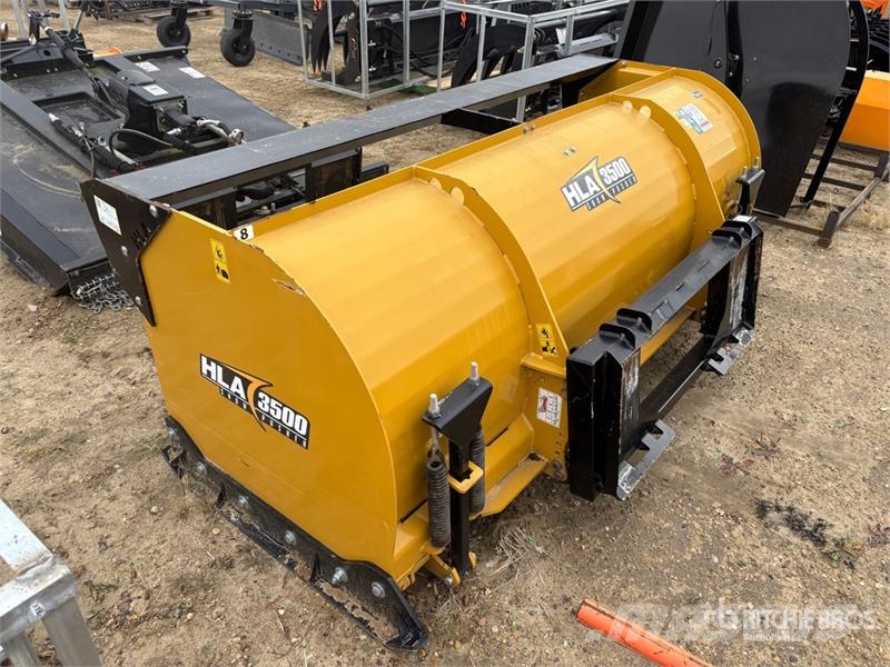 HLA 3500 94 in Skid Steer Snow Pusher حراثات ونصول الجليد