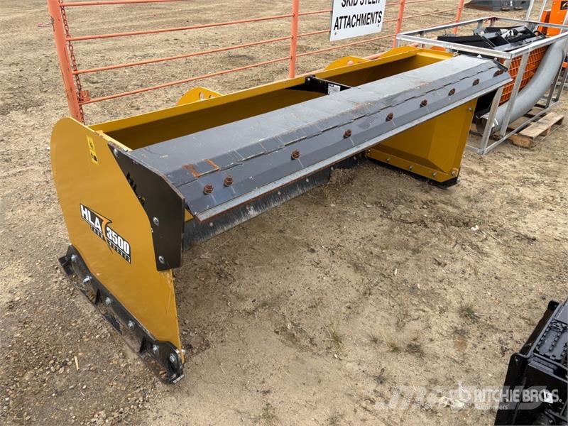 HLA 3500 94 in Skid Steer Snow Pusher حراثات ونصول الجليد