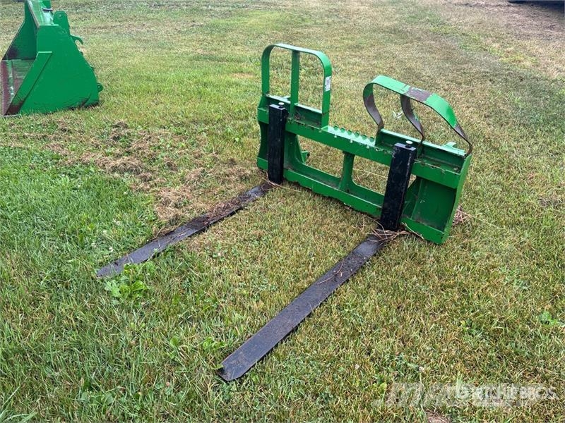 HLA HD42AO600G 48 in Tractor Pallet Forks Вили