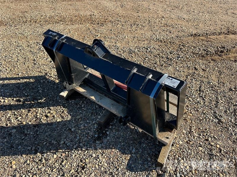 HLA SE50NH555 38 in Bale Spear Sonstiges Traktorzubehör