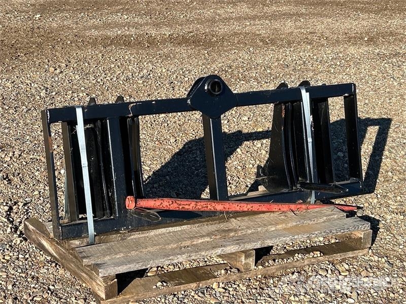 HLA SE50NH555 38 in Bale Spear Sonstiges Traktorzubehör