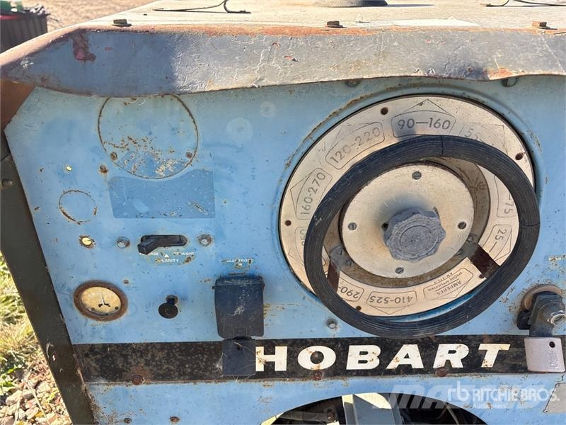 Hobart G-400 400 A Skid-Mounted Stick Engine Driven Welde Metināšanas iekārtas