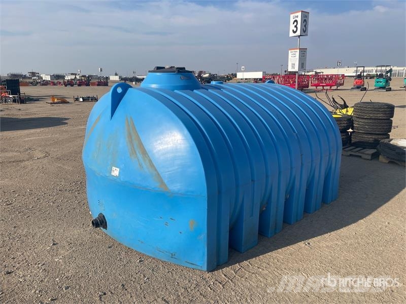  Hold-On 2000 gal Poly Low Profile Tank Depósitos de combustible y aditivos