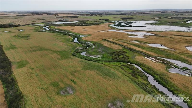 Holden AB NE 4-50-16-W4 160 +/- Acres on Title Farmland Sonstige Landmaschinen