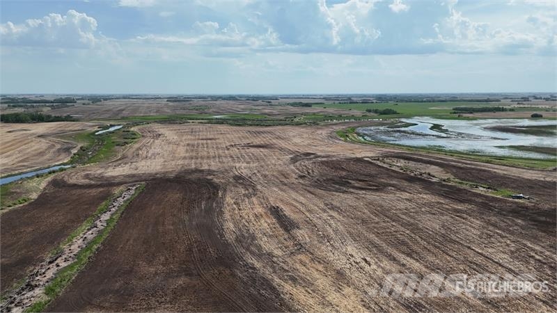 Holden AB NE 4-50-16-W4 160 +/- Acres on Title Farmland Lantbruk - Övrigt