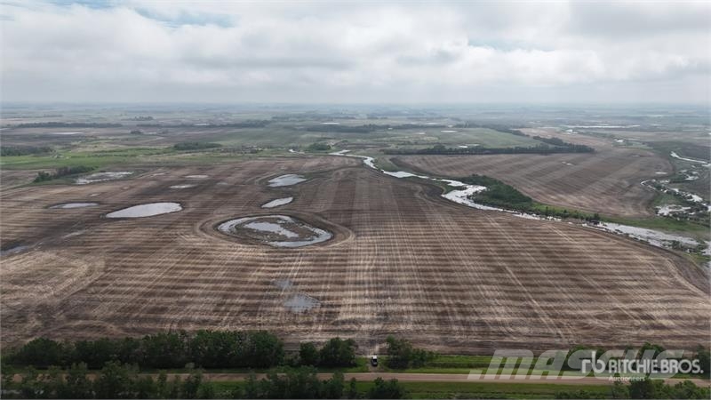 Holden AB SW 9-50-16-W4 160 +/- Acres on Title Farmland Lantbruk - Övrigt