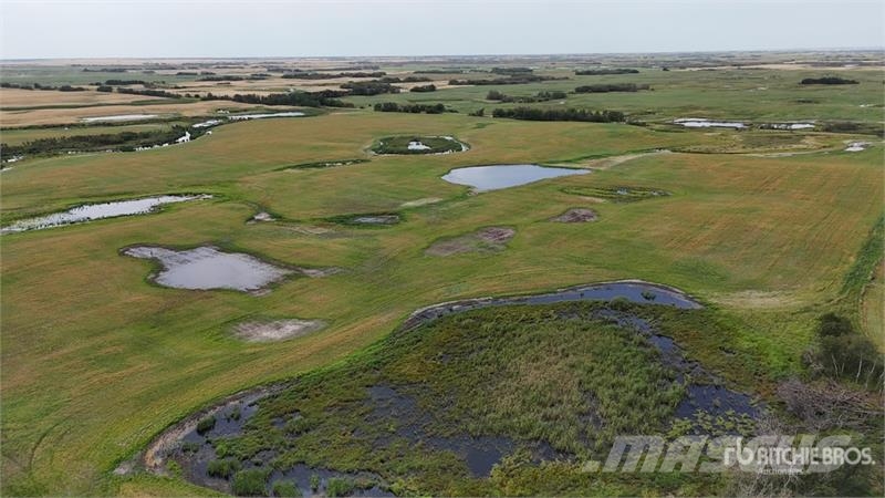Holden AB SW 9-50-16-W4 160 +/- Acres on Title Farmland Sonstige Landmaschinen