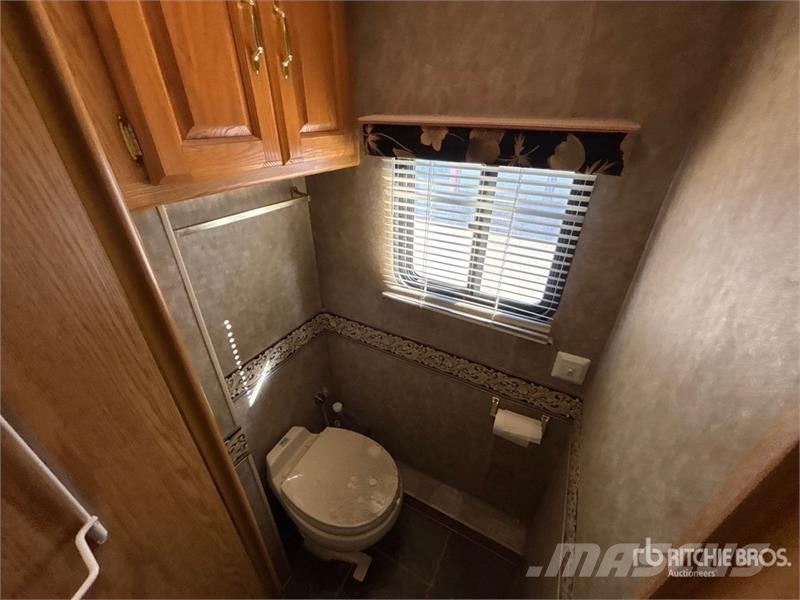  Holiday Rambler Neptune Motor Home Motorhomes and caravans