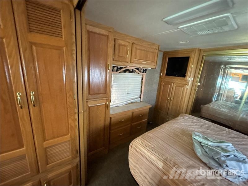  Holiday Rambler Neptune Motor Home Motorhomes and caravans