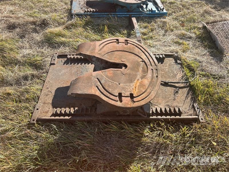 Holland 5th Wheel Hitch Assembly مكونات أخرى