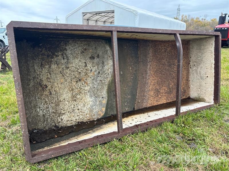  Homemade 10 ft 5 in 500 Gal Water Trough Ostale poljoprivredne mašine