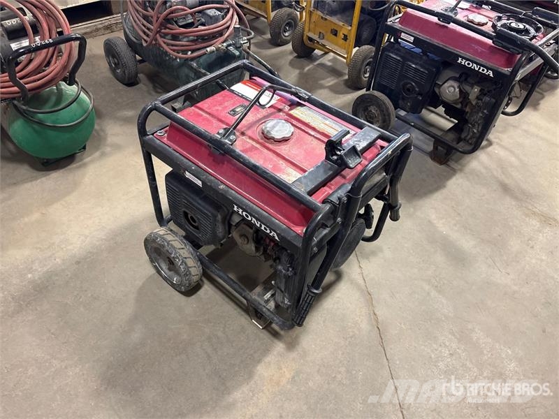 Honda EB5000X 4.5 kVA Generator Set مولدات ديزل