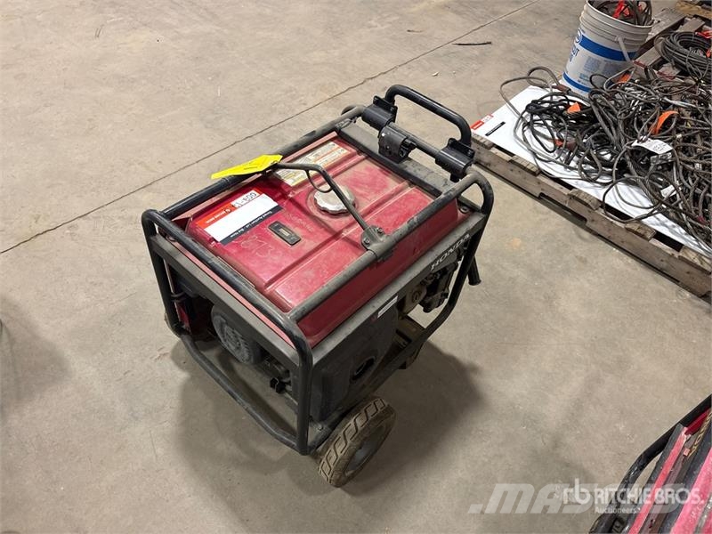 Honda EB5000X 4.5 kVA Generator Set مولدات ديزل