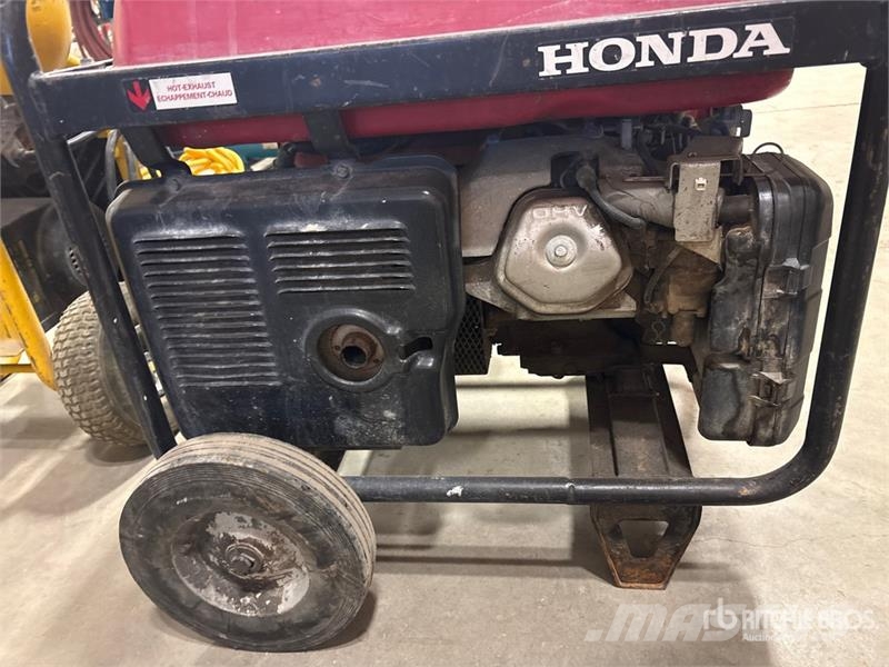 Honda EB5000X 4.5 kVA Generator Set مولدات ديزل