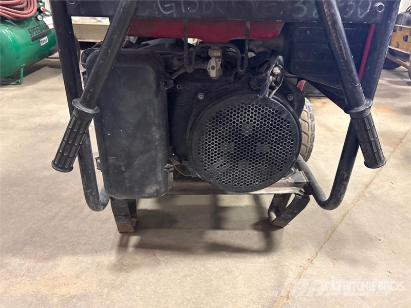 Honda EB5000X 4.5 kVA Generator Set مولدات ديزل