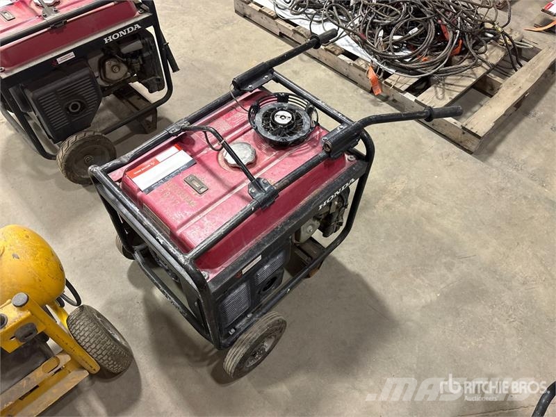 Honda EB5000X 4.5 kVA Generator Set مولدات ديزل