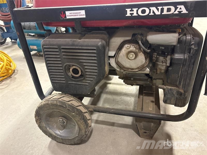 Honda EB5000X 4.5 kVA Generator Set مولدات ديزل