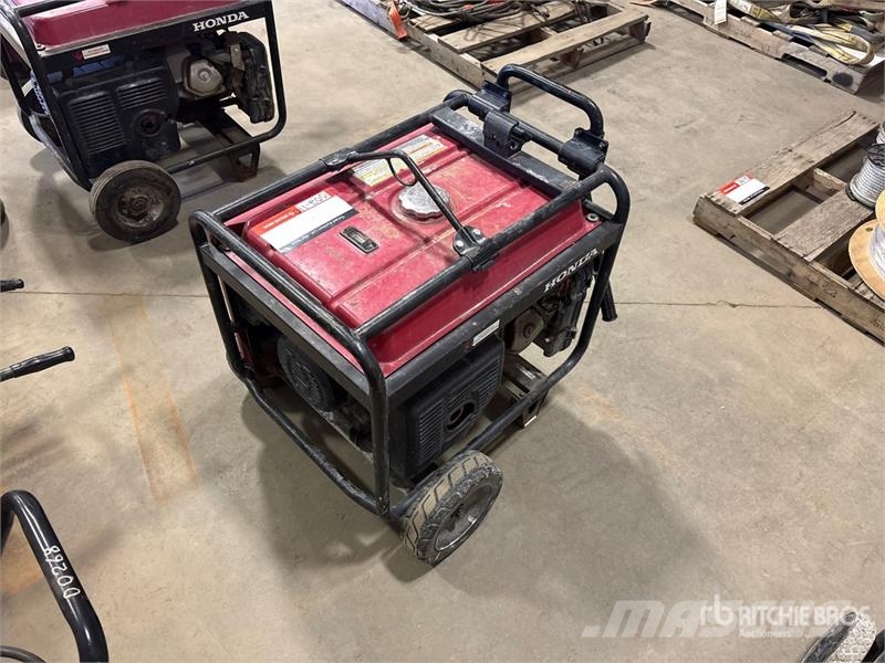 Honda EB5000X 4.5 kVA Generator Set مولدات ديزل
