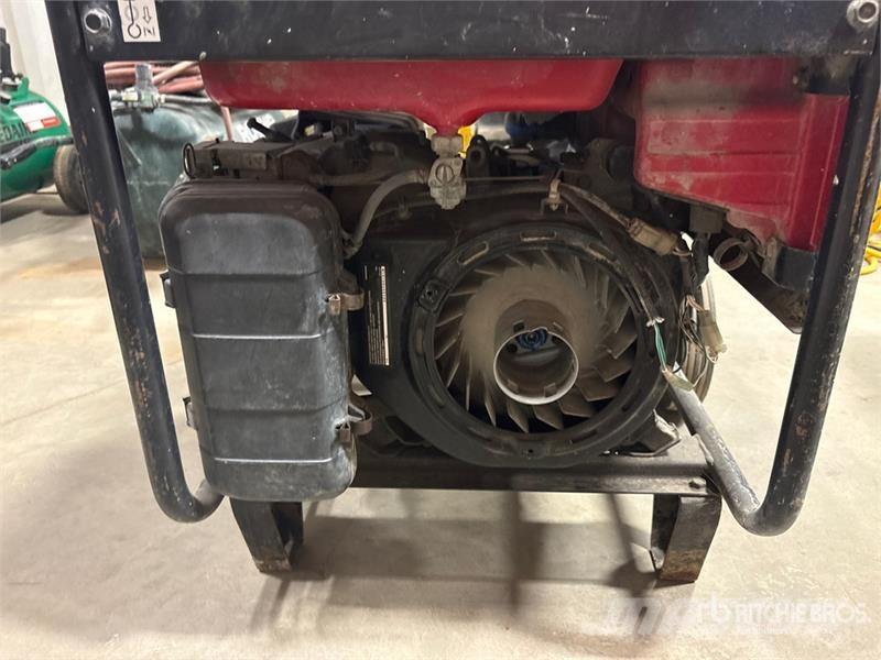 Honda EB5000X 4.5 kVA Generator Set مولدات ديزل