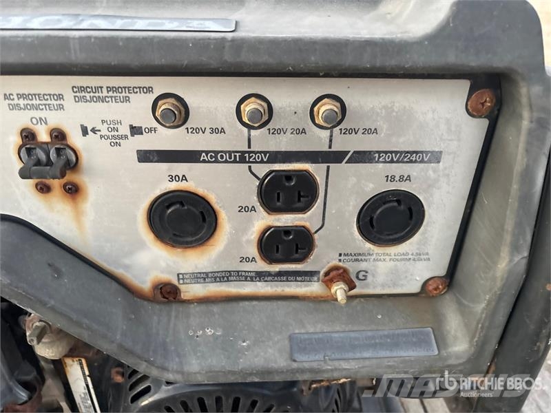 Honda EG5000CL 5 kW Portable Generator Set Otros generadores