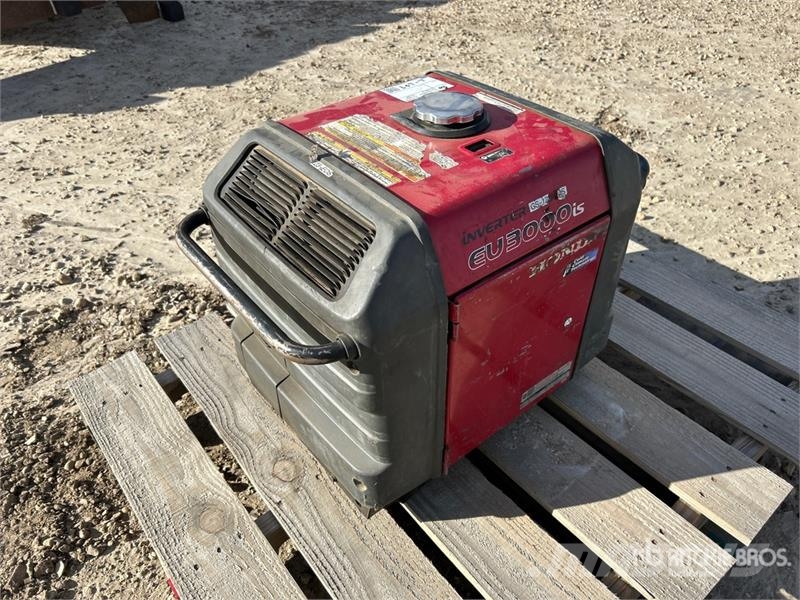 Honda EU3000 مولدات ديزل