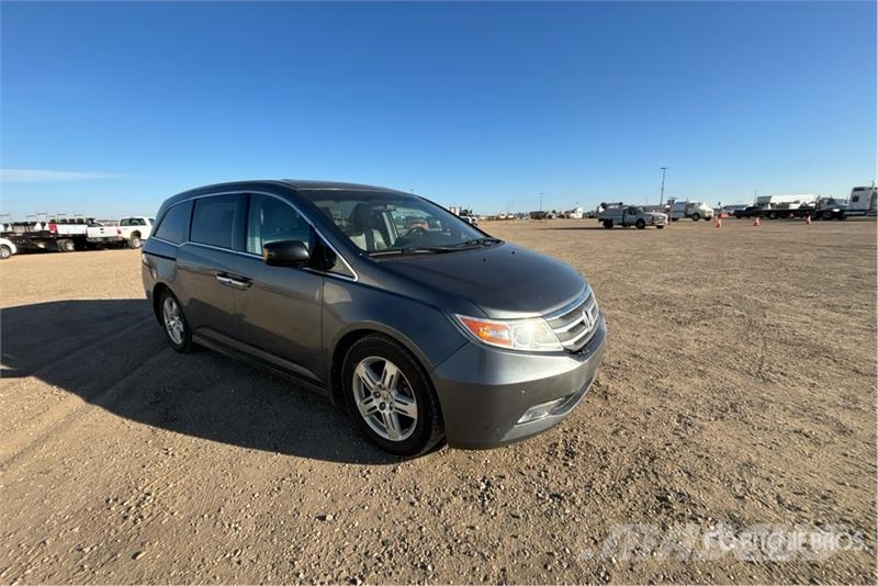 Honda Odyssey Avtomobili