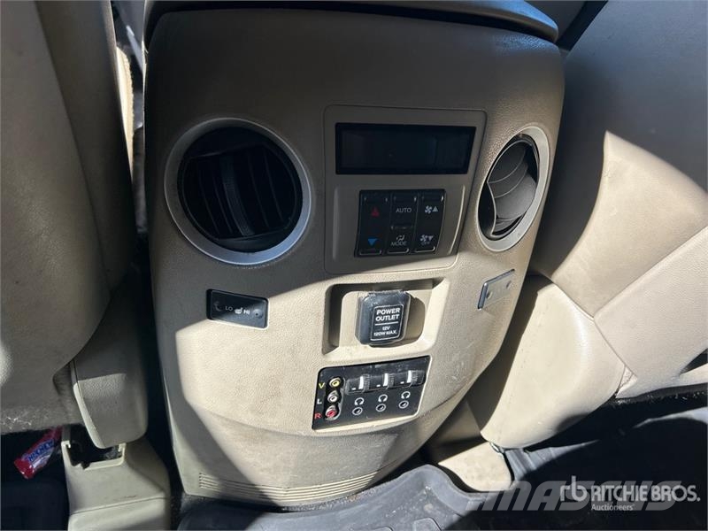 Honda Pilot Avtomobili