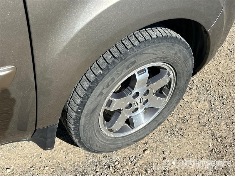 Honda Pilot Avtomobili