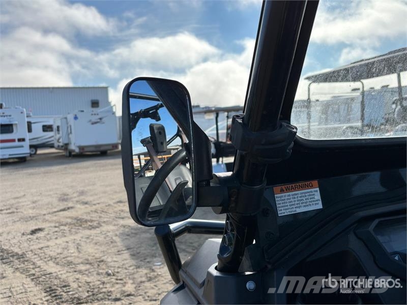 Honda Pioneer 1000 4x4 Utility Vehicle Máquinas utilitárias