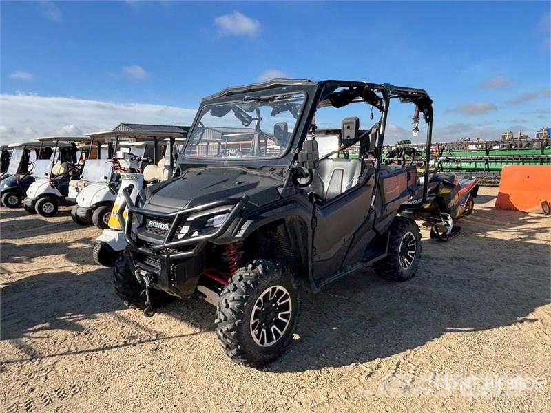 Honda Pioneer 1000 4x4 Utility Vehicle Máquinas utilitárias