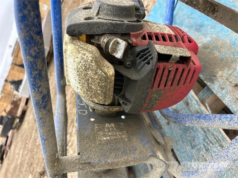 Honda Shock Wave Concrete Screed Betooni jaotus poomid