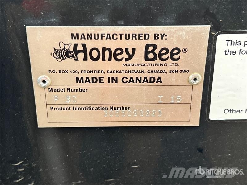 Honey Bee 30 ft Combine Header رؤوس الحصادات الدراسات
