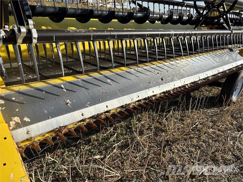 Honey Bee AF240 40 ft AirFlex Combine Header 聯合收割機頭
