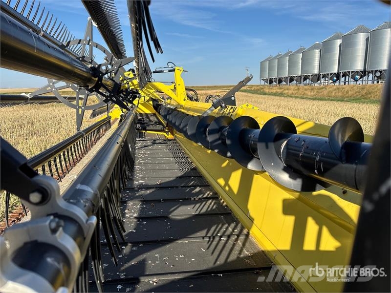 Honey Bee AF240 40 ft AirFlex Combine Header 聯合收割機頭