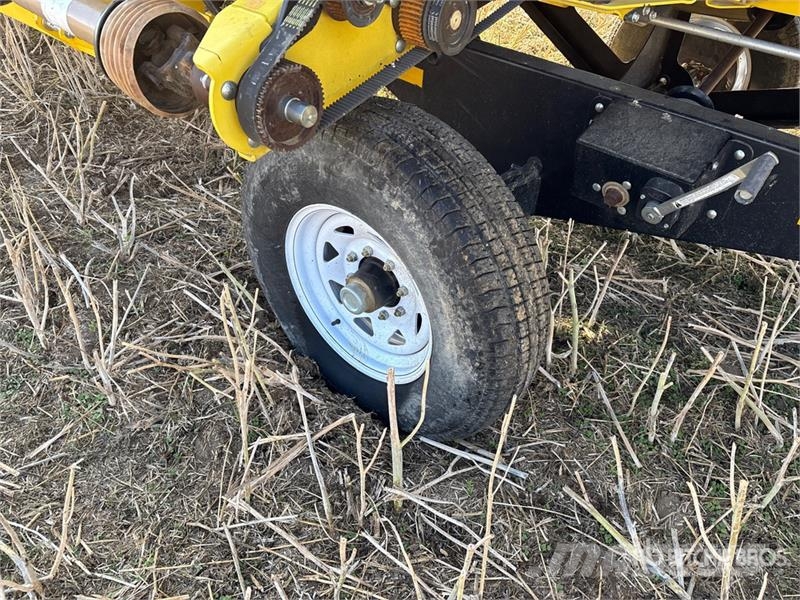 Honey Bee AF240 40 ft AirFlex Combine Header 聯合收割機頭