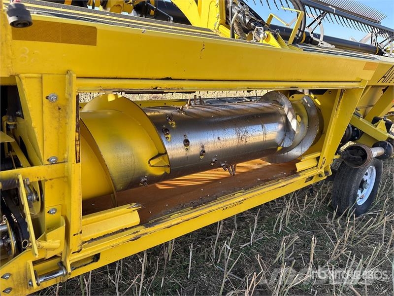 Honey Bee AF240 40 ft AirFlex Combine Header 聯合收割機頭