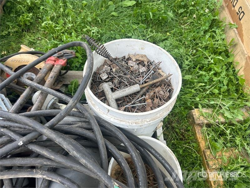  Hose, Face Shield, Grease , Power Cable & Nails Drugi deli