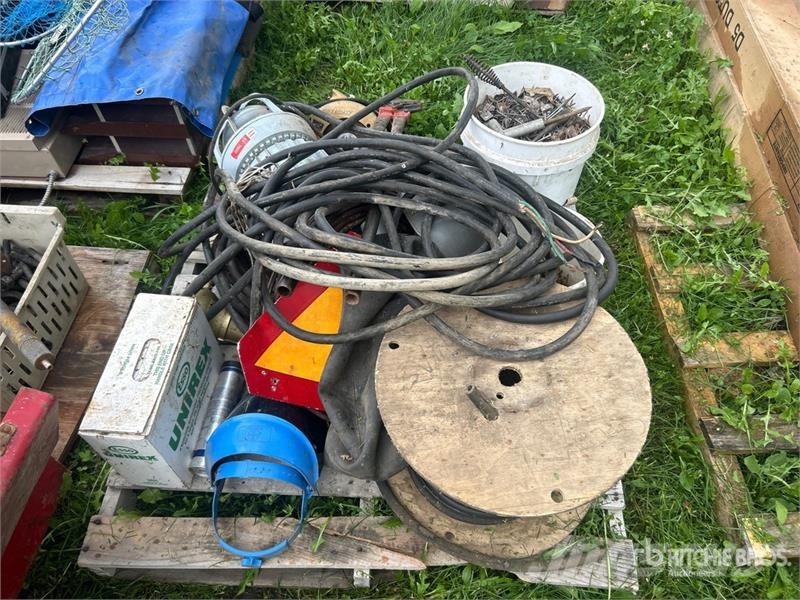  Hose, Face Shield, Grease , Power Cable & Nails Drugi deli
